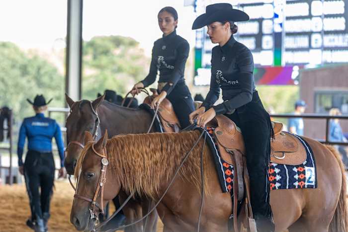 Caroline Fredenburg (left) and Alexia Tordoff (right) of Auburn Equestrian